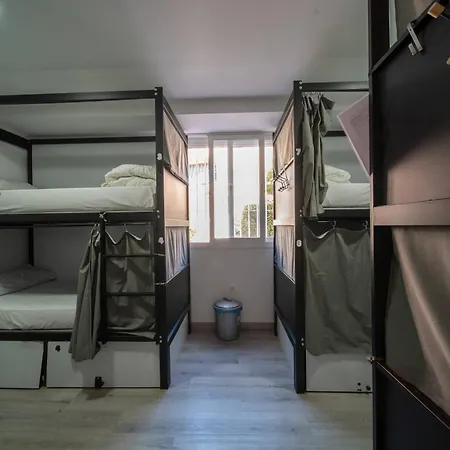 Albergue Be Happy - En El Centro De