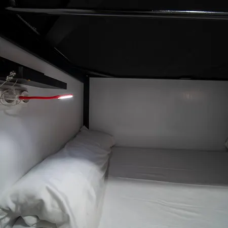 Be Happy - En El Centro De Hostel