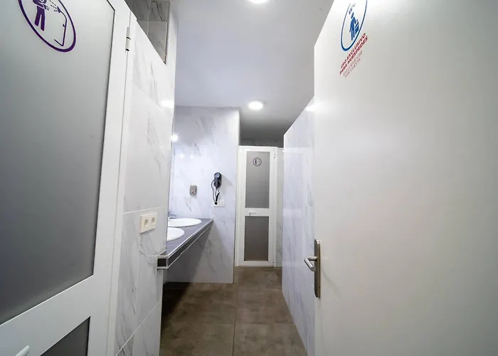 Be Happy - En El Centro De Хостел *