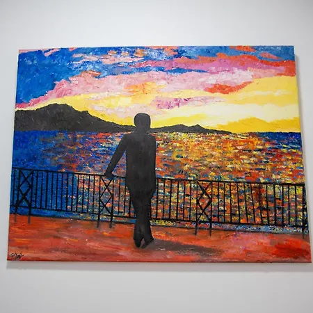 Be Happy - En El Centro De Hostel Nerja