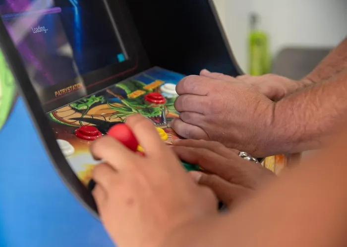 Be Happy - En El Centro De Hostal