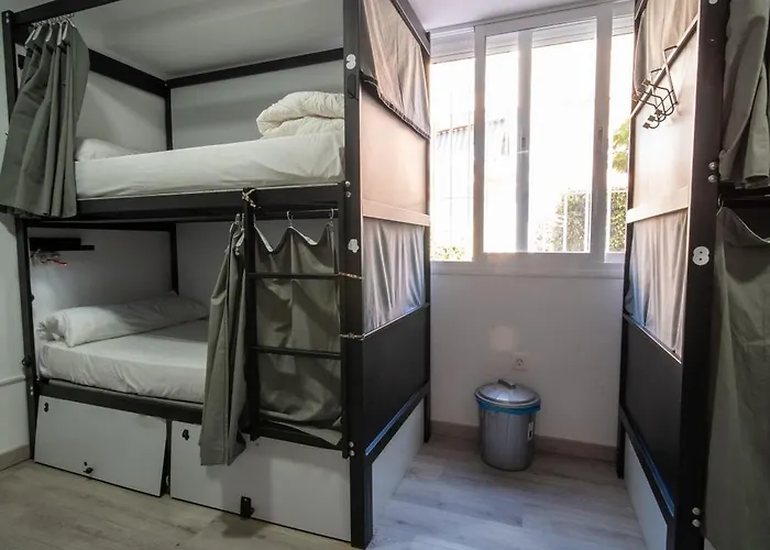 Hostal Be Happy - En El Centro De *