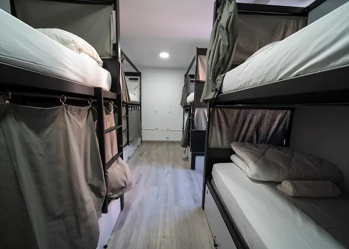 Hostal Be Happy - En El Centro De *